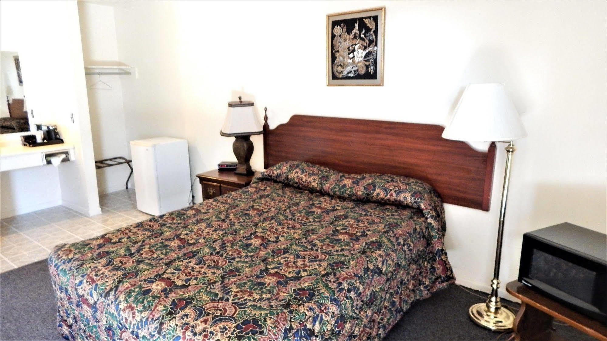 Dry Ridge Motor Inn Экстерьер фото